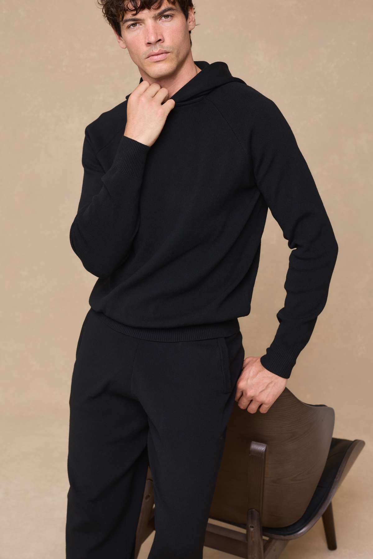 Theo gebreide hoodie - zwart