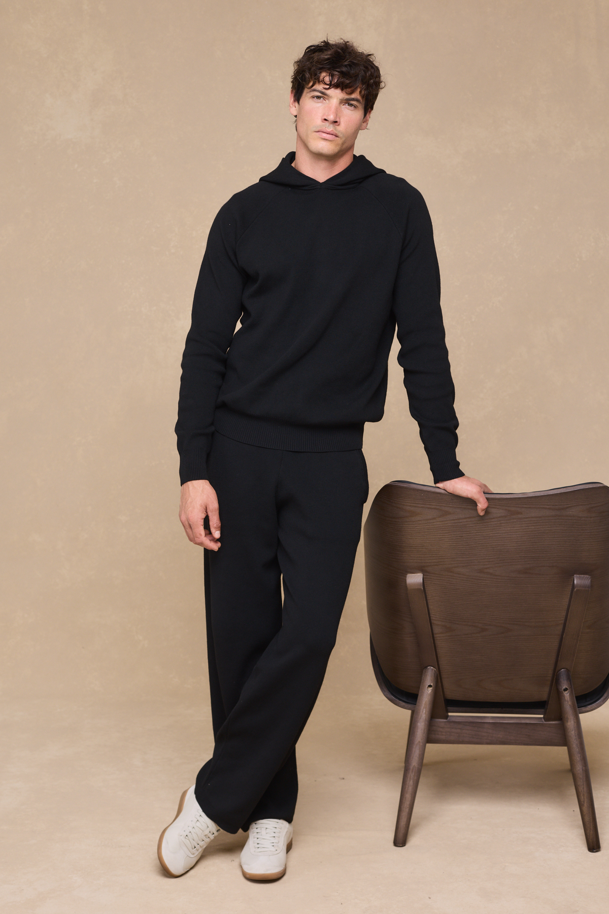 Theo gebreide hoodie - zwart