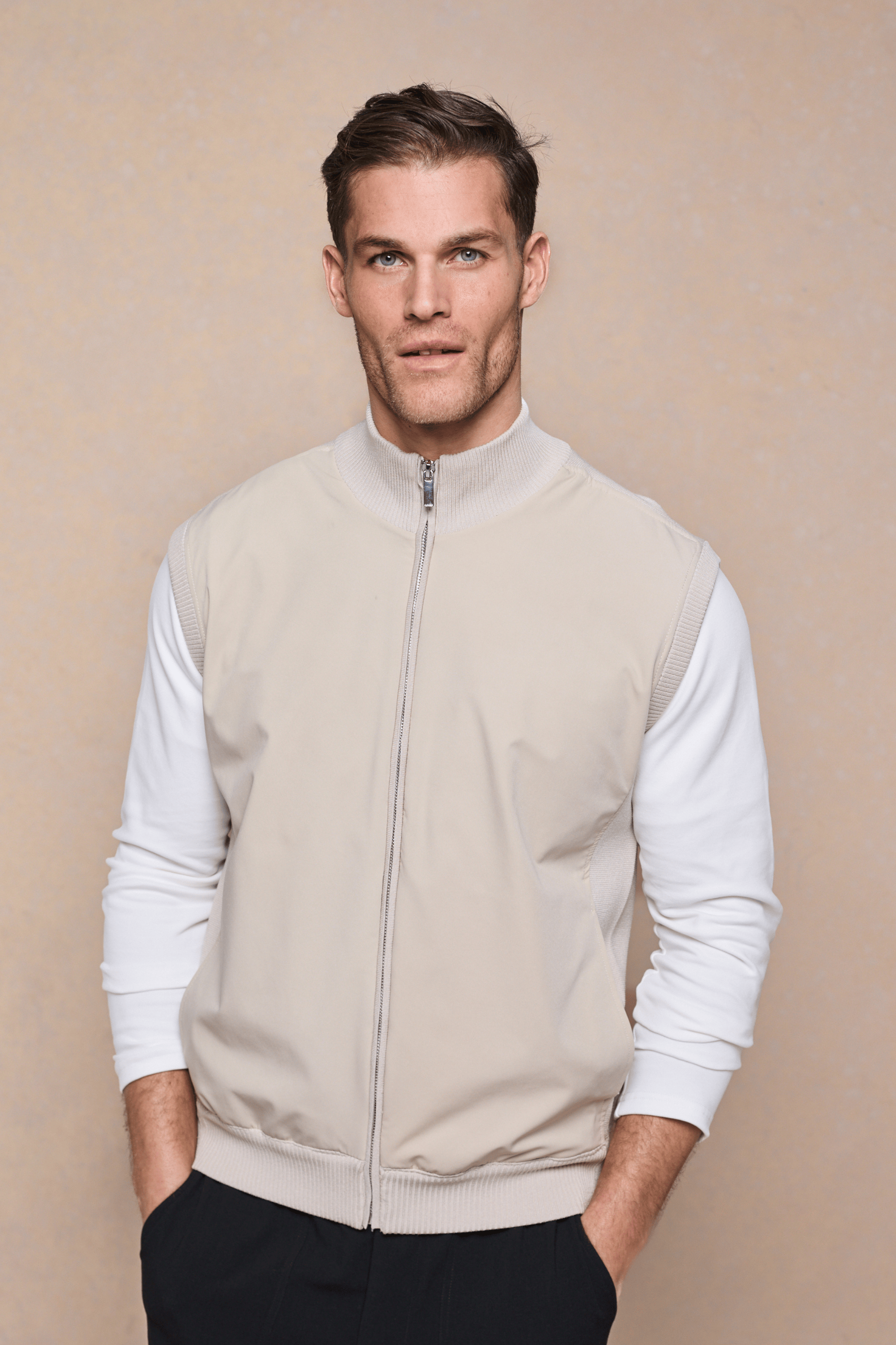 Davi Hybrid gebreid vest - Steen