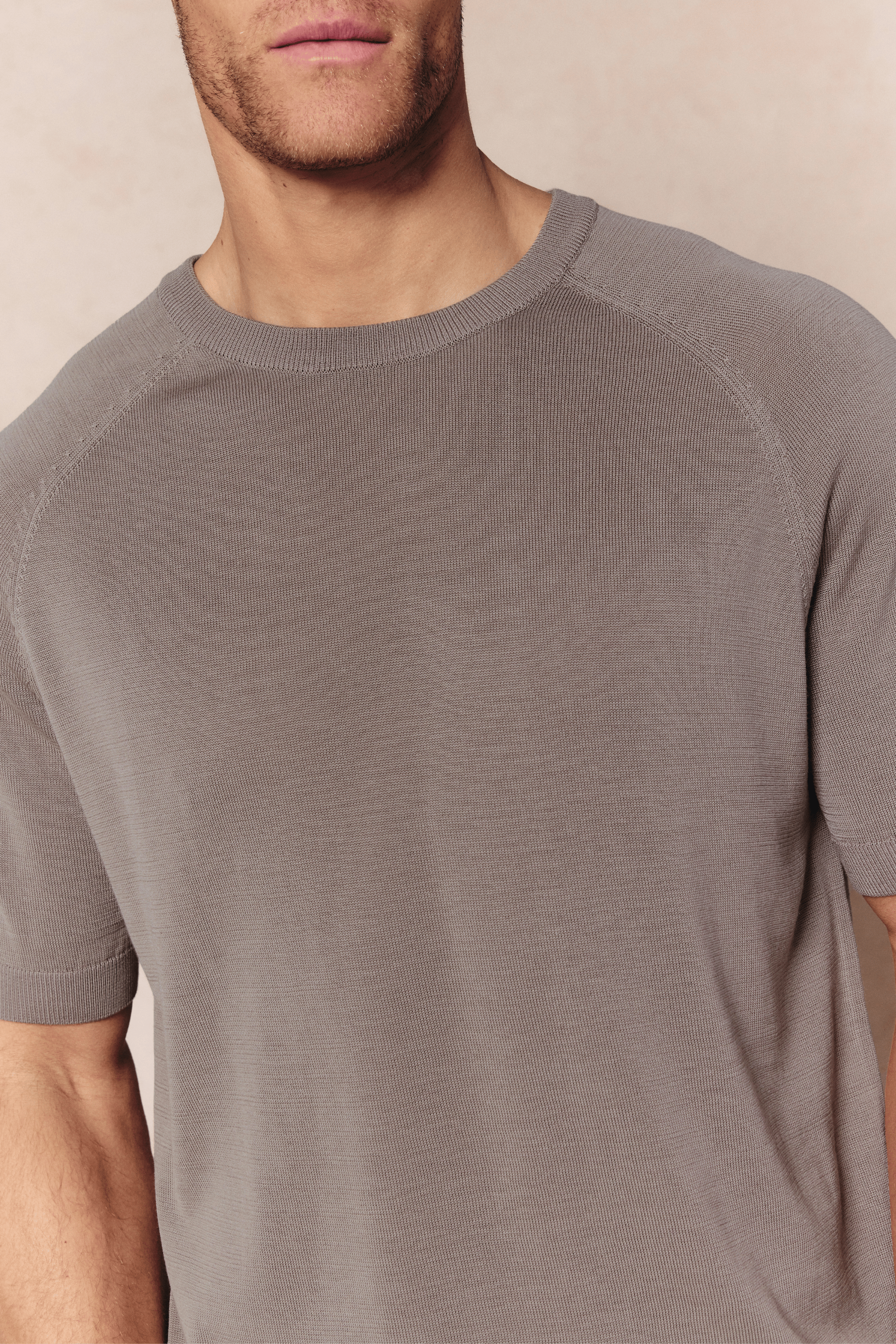 Riera gebreid T-shirt met ronde hals - Zandkleur