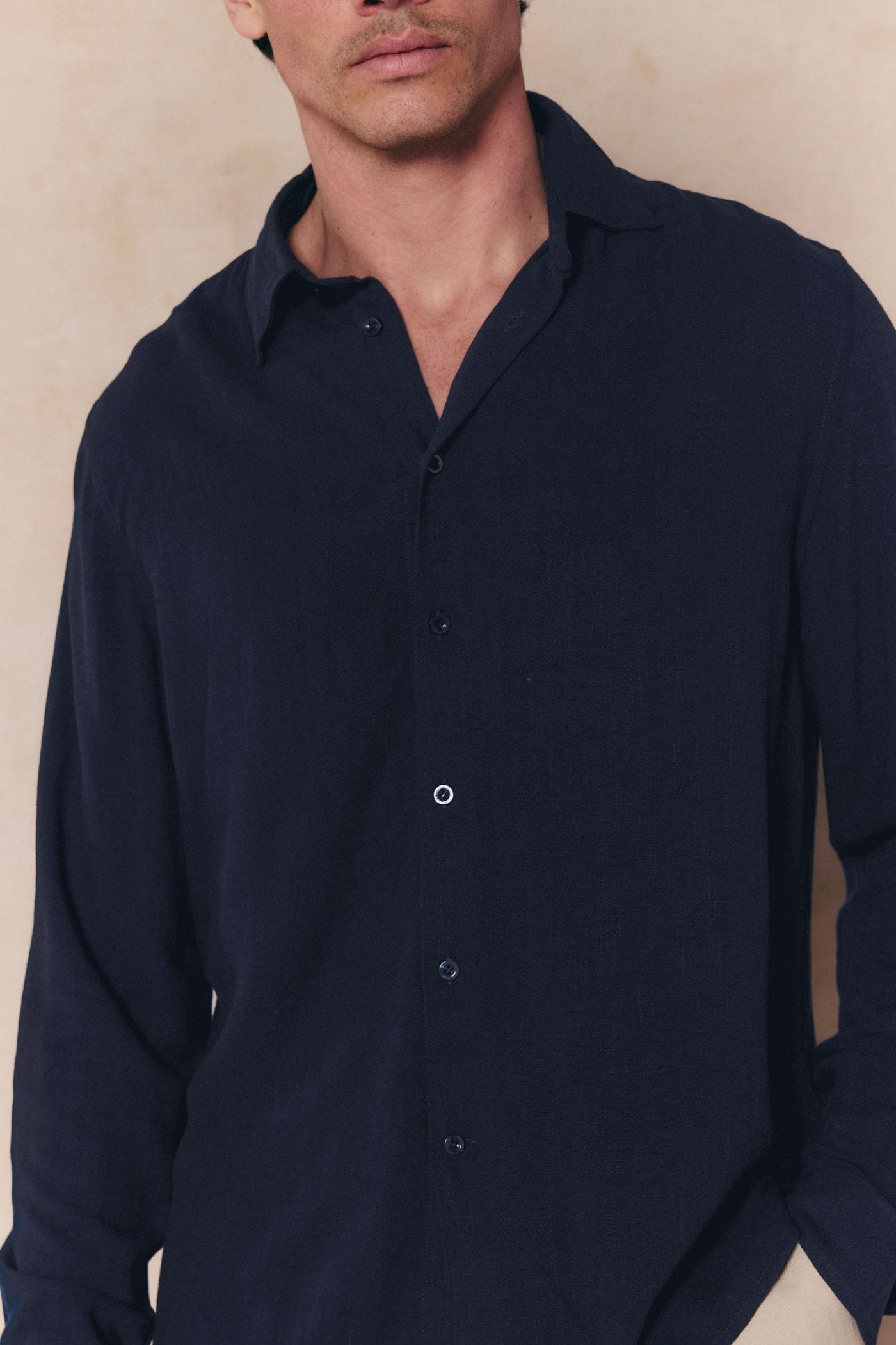 Cami Linen Classic Collar Shirt - Navy
