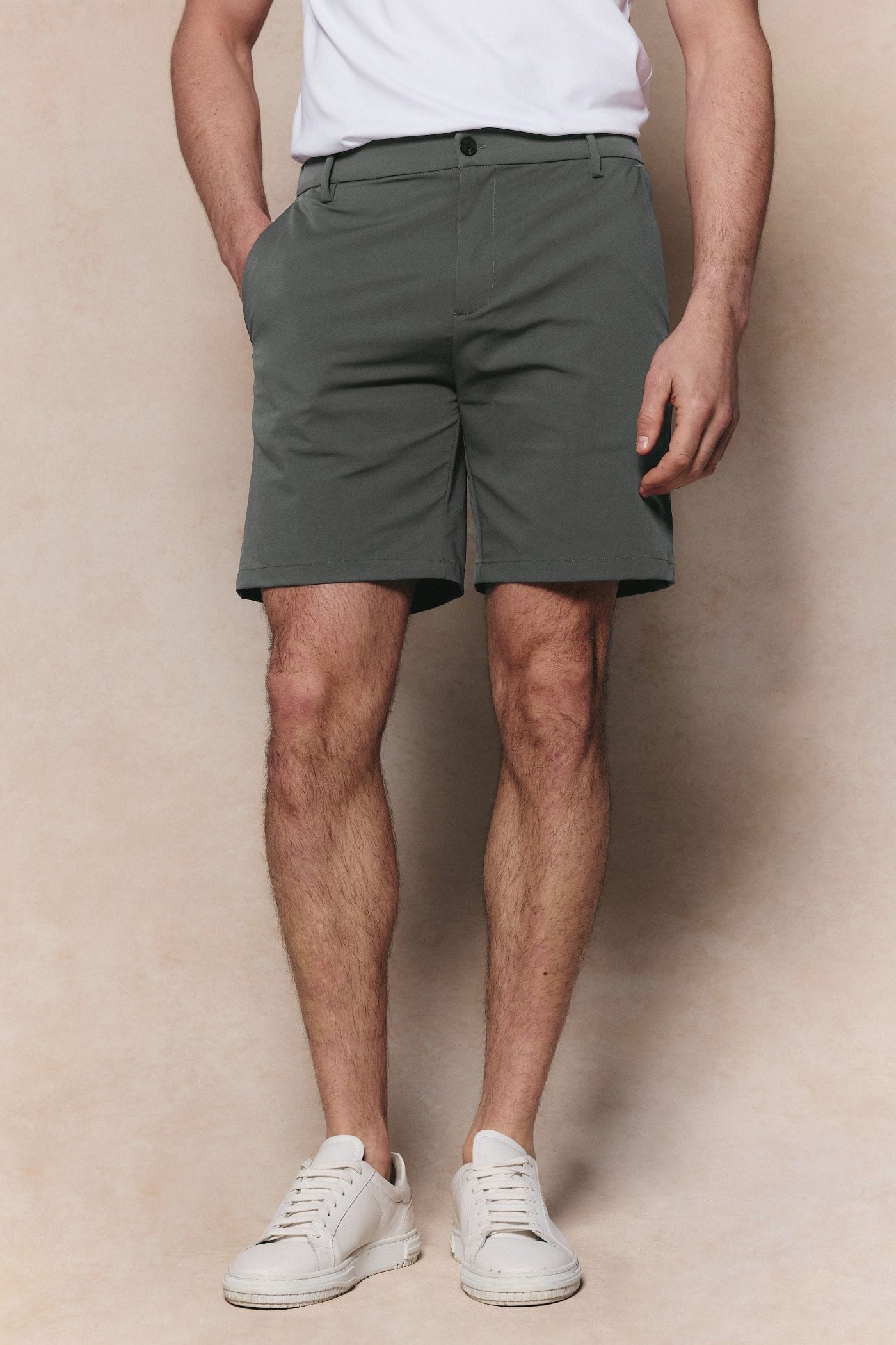 Luiz Hybrid Short - Sage