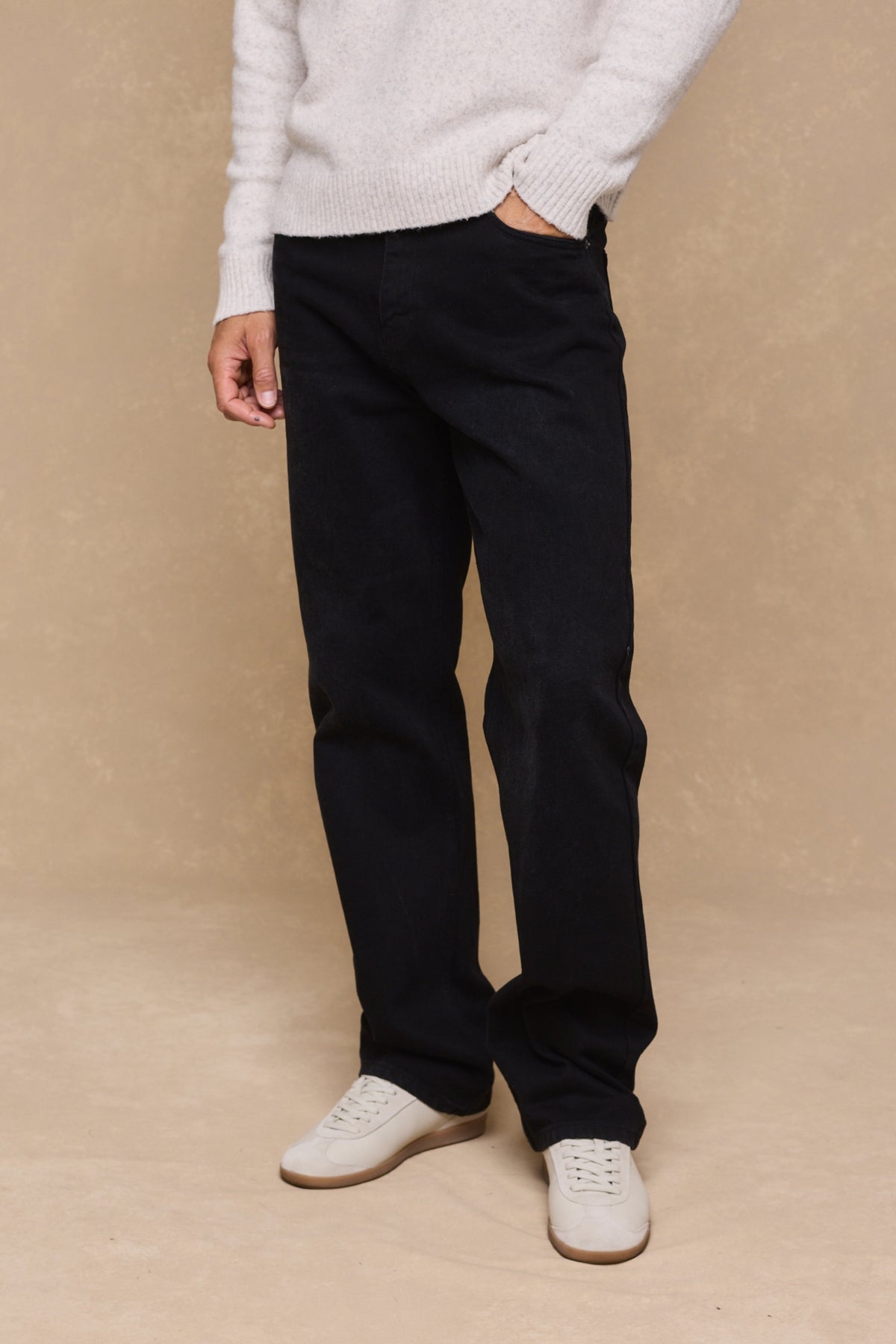 Mason Relaxed Fit Jeans - Black Wash