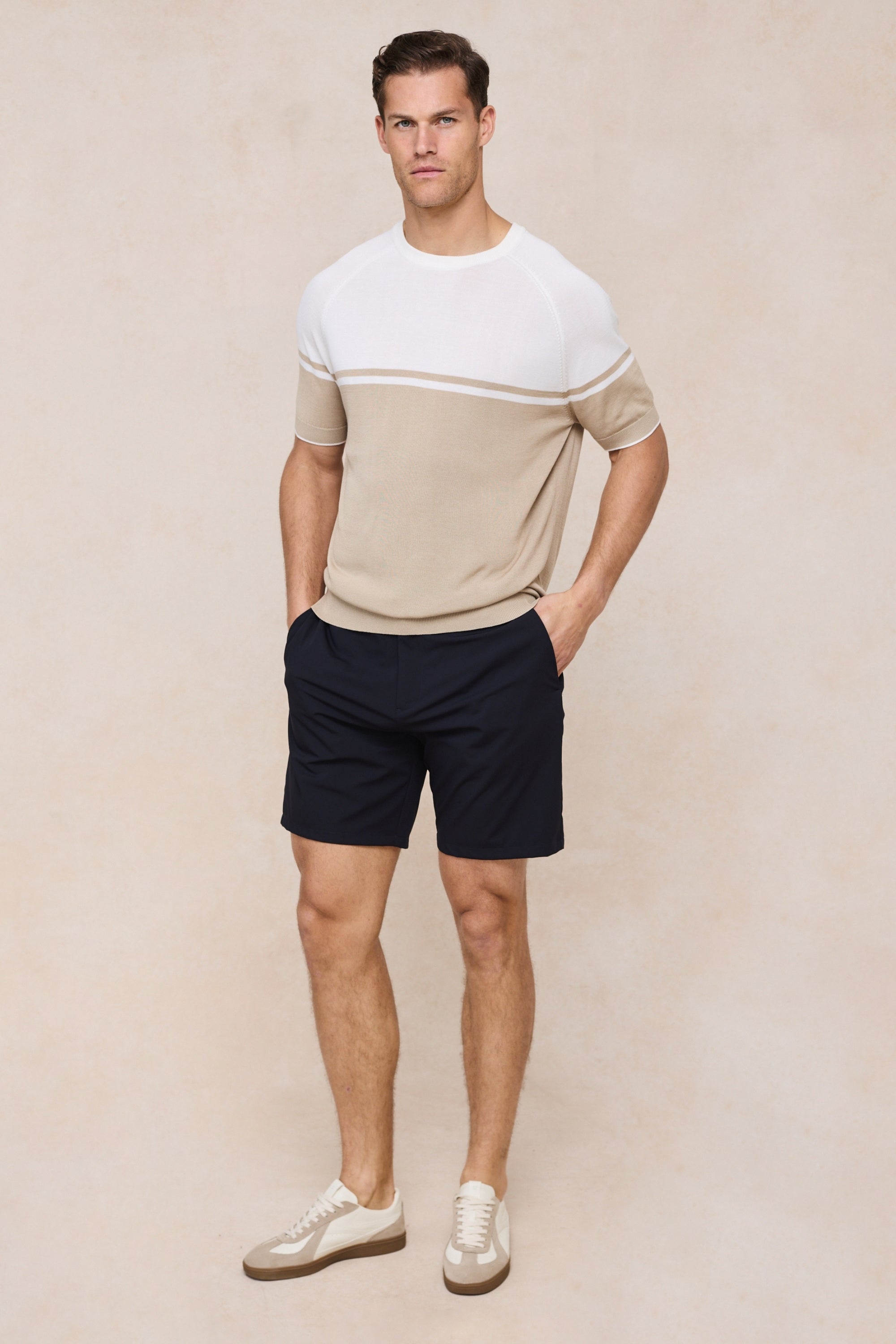 Riera Colour Block gebreid T-shirt met ronde hals - Beige/Ecru