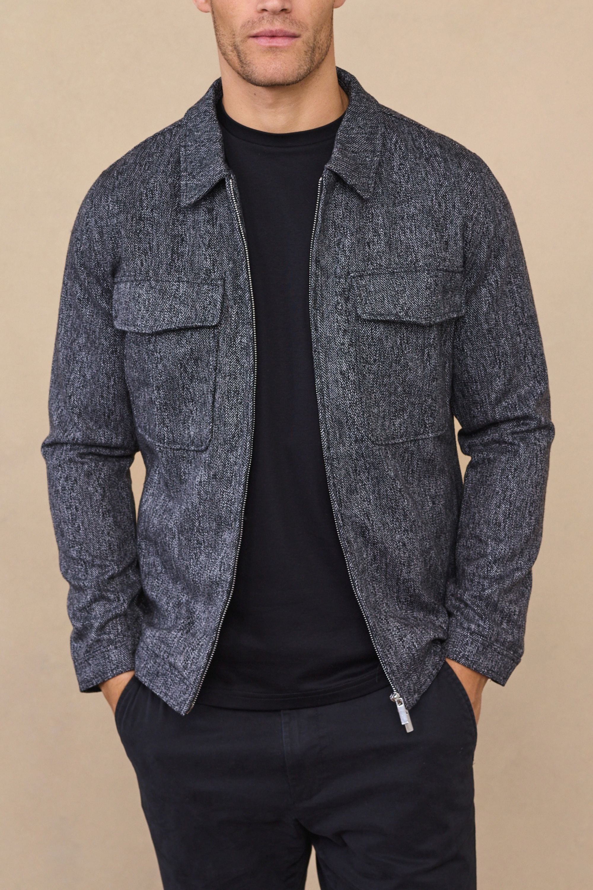 Carter Harrington-jas van wol met visgraatmotief - Zwart