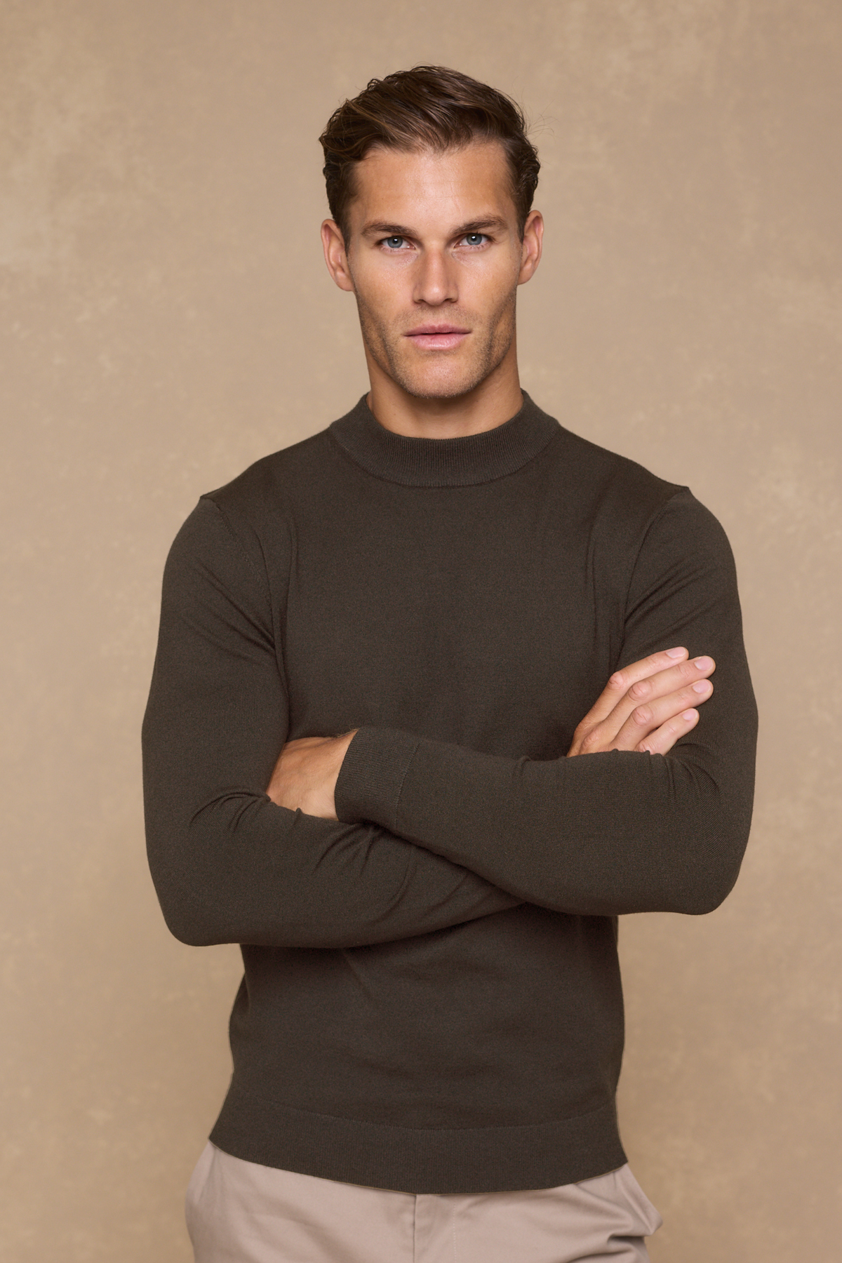 Noah Lightweight Crew Neck Sweater - Mocha
