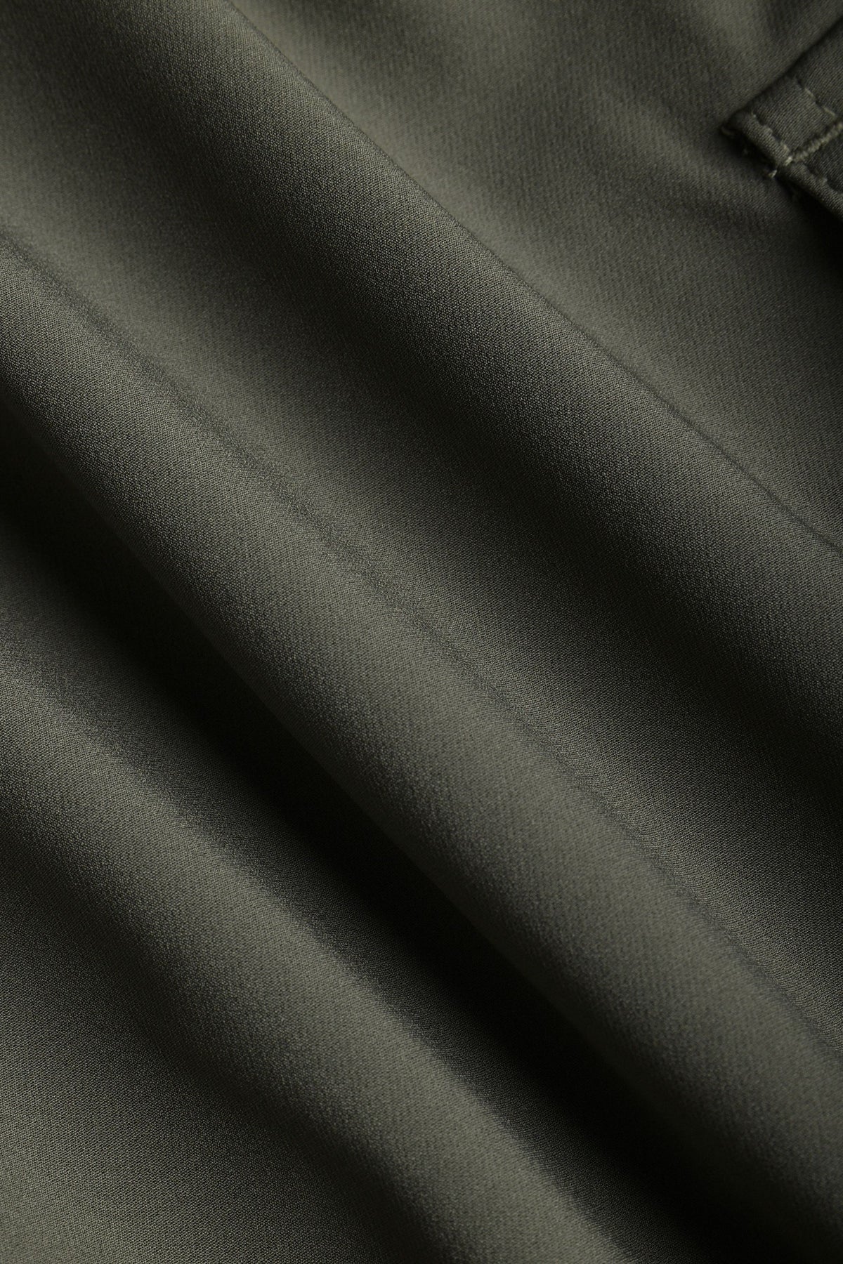 Milo Cargo Tech Shorts - Khaki