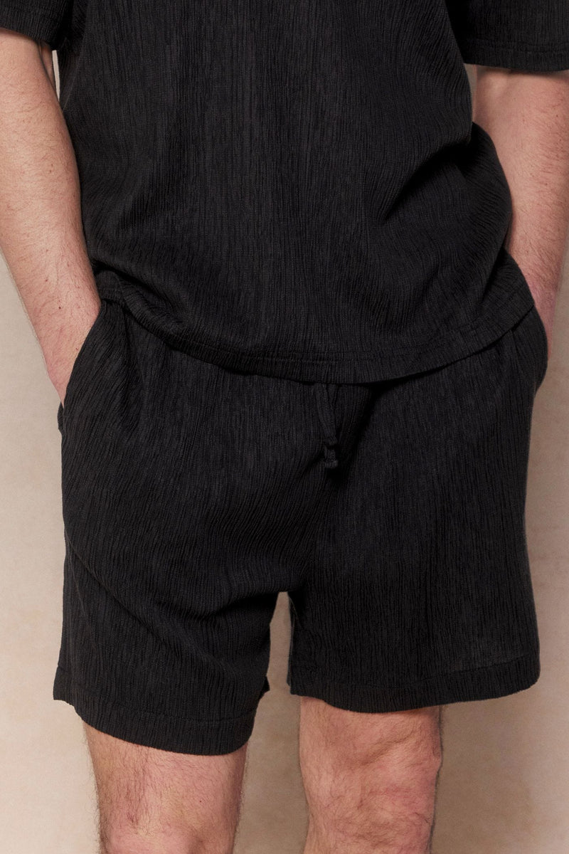 Silvano Crinkled Short - Black