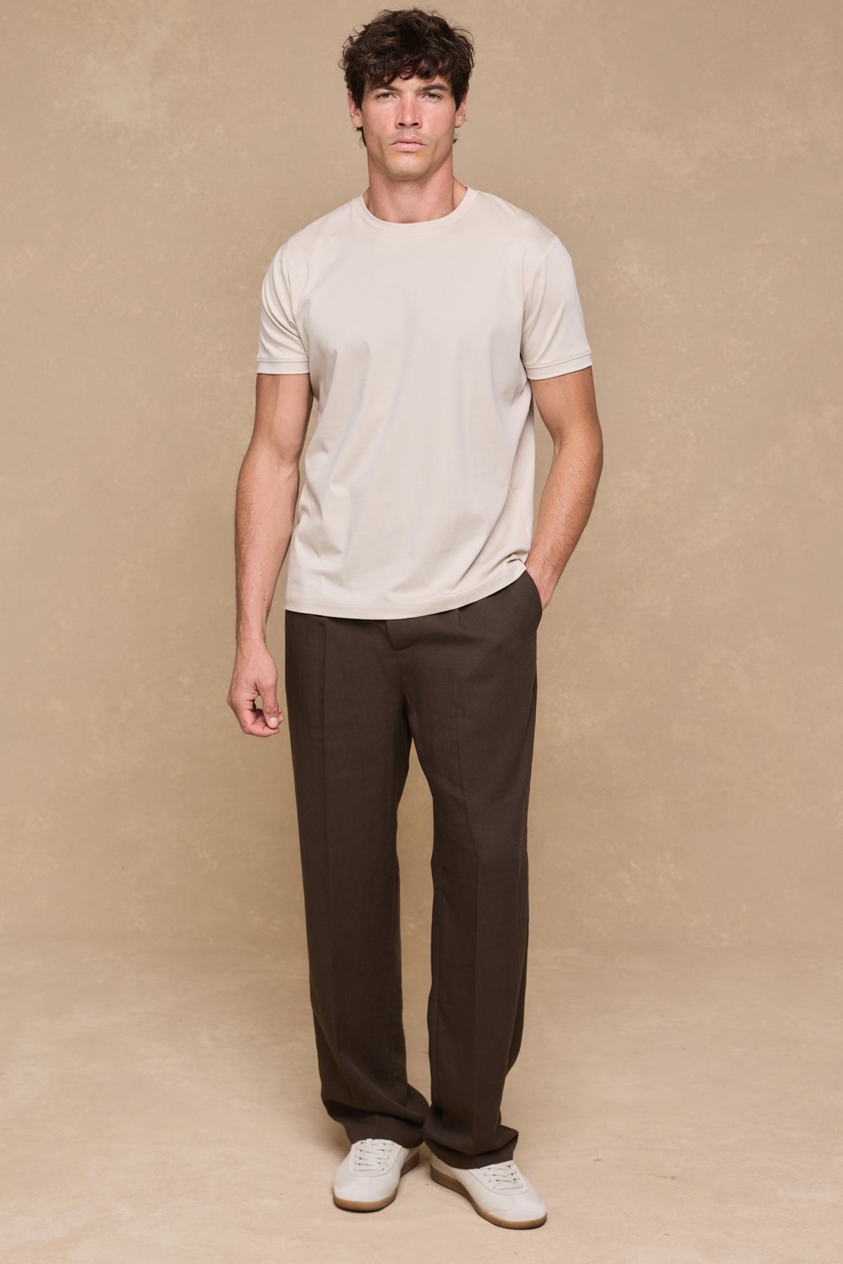 Helio Pleated Relaxed Trouser - Brown