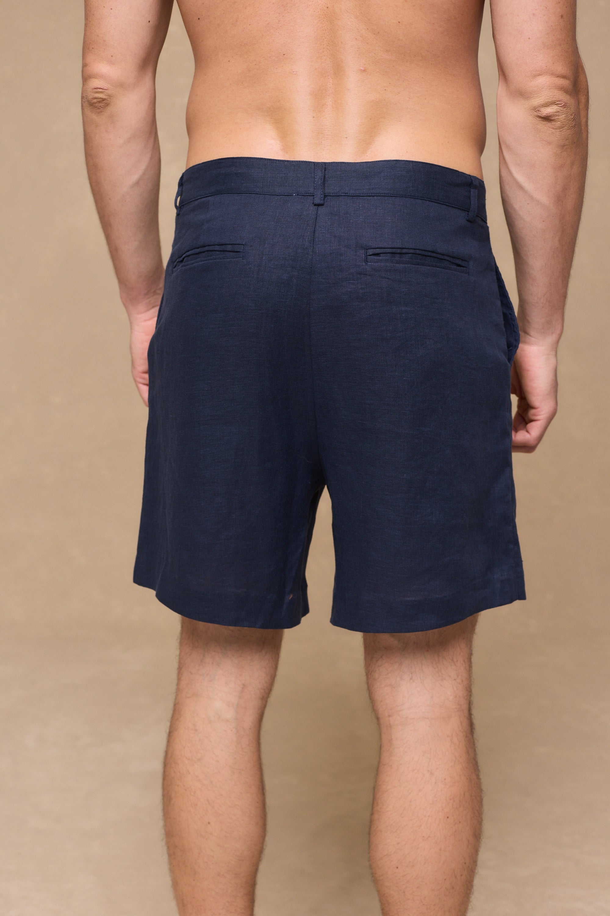 Javier linnen short met geplooide tailleband - marineblauw