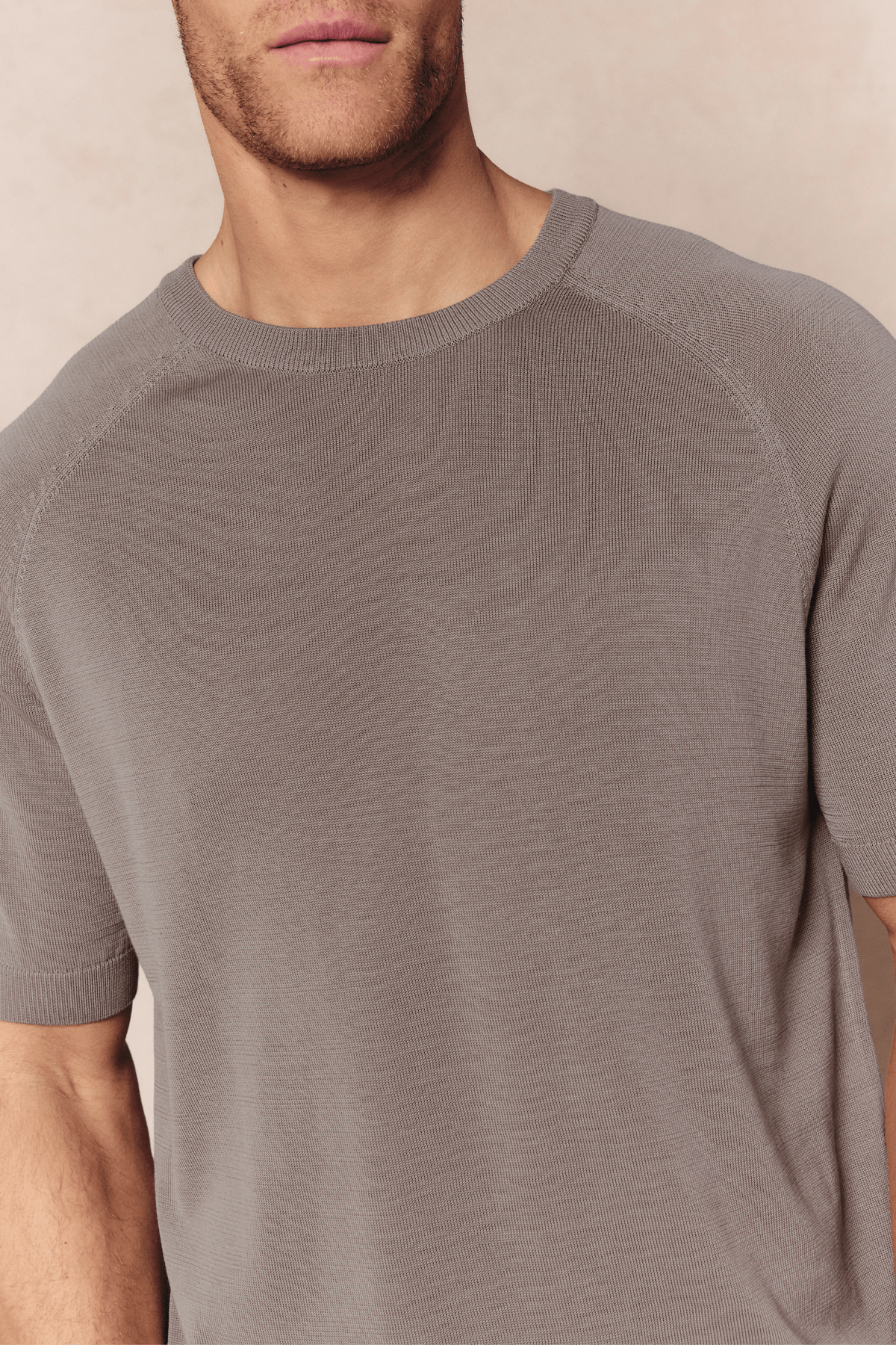Riera gebreid T-shirt met ronde hals - Zandkleur