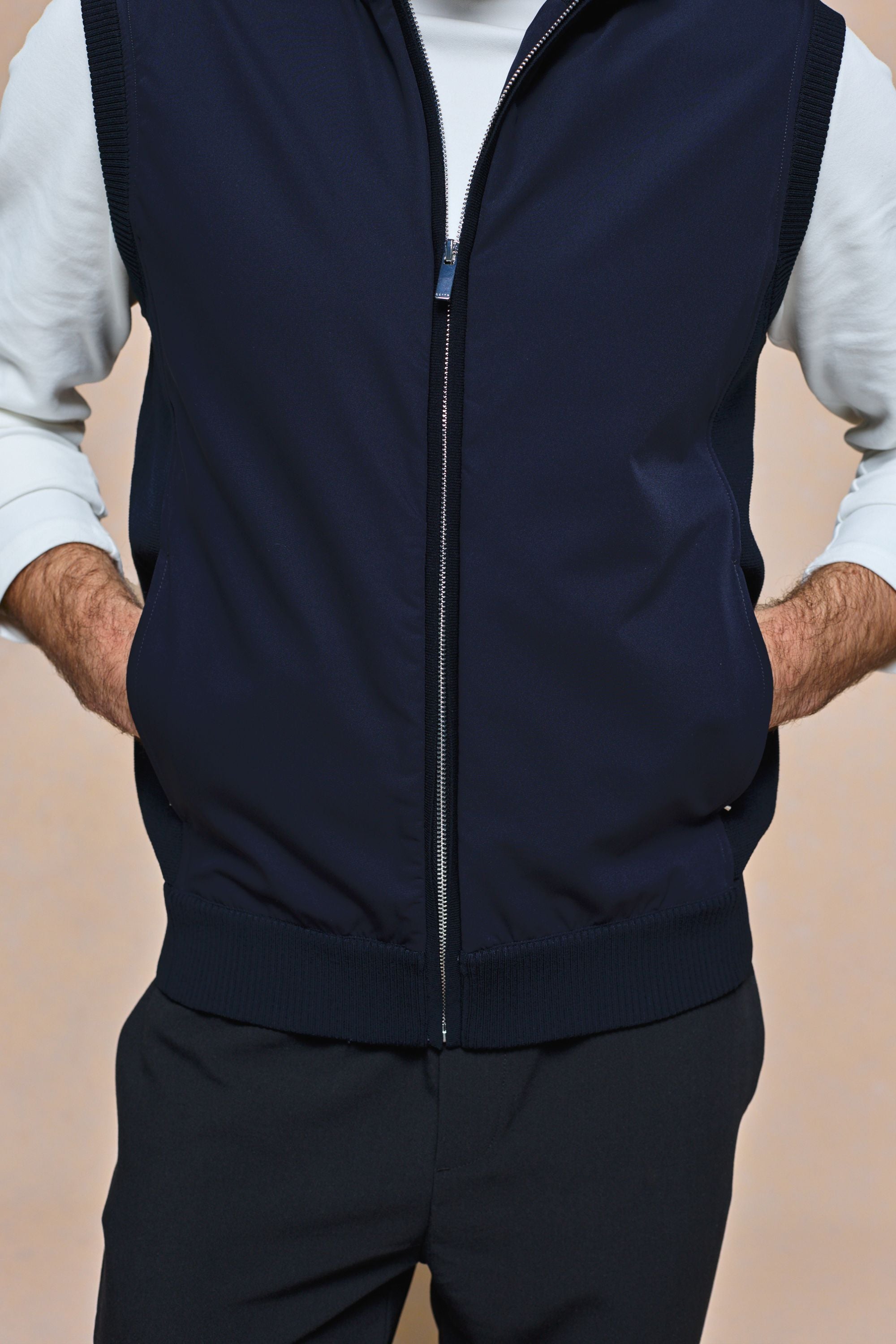 Davi Hybrid gebreid vest - Middernachtblauw