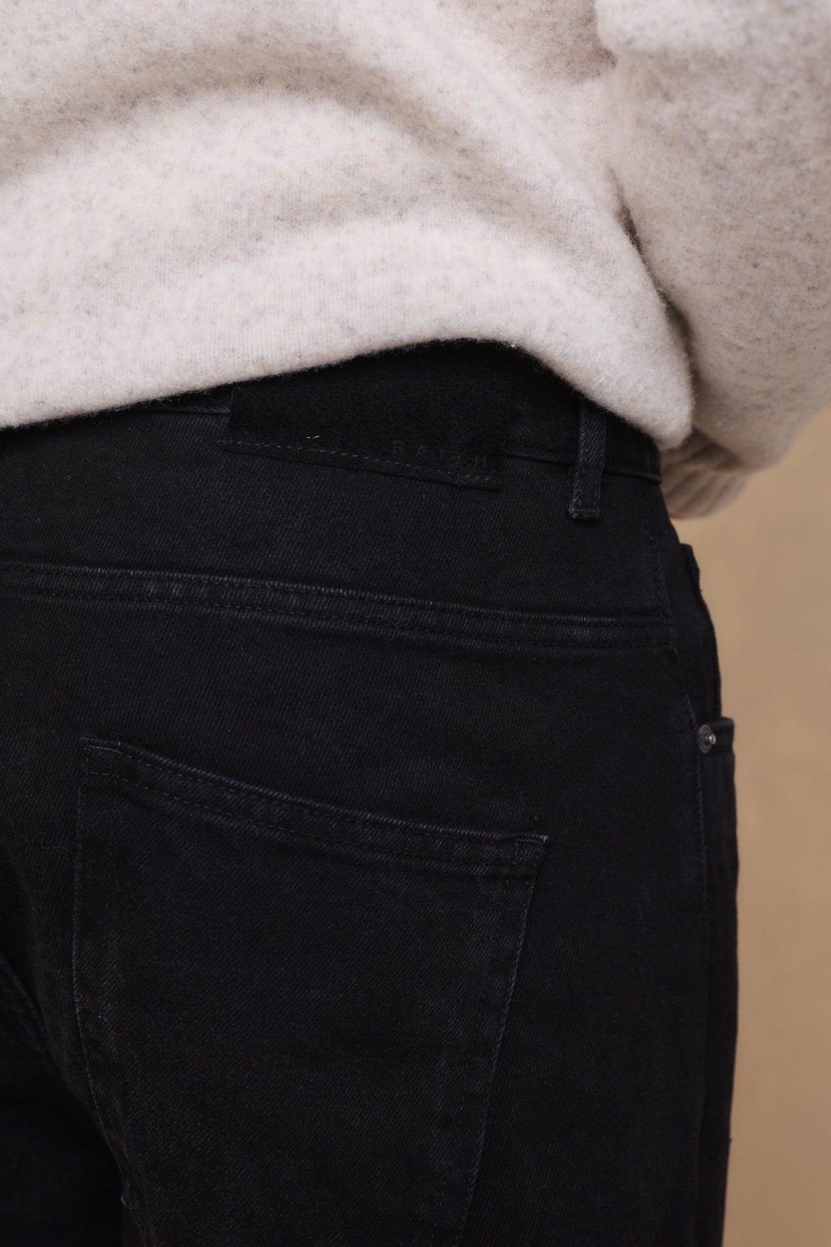 Mason Relaxed Fit Jeans - Zwart Wassing