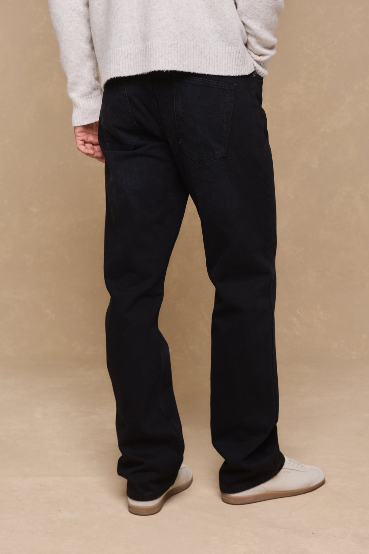 Mason Relaxed Fit Jeans - Zwart Wassing