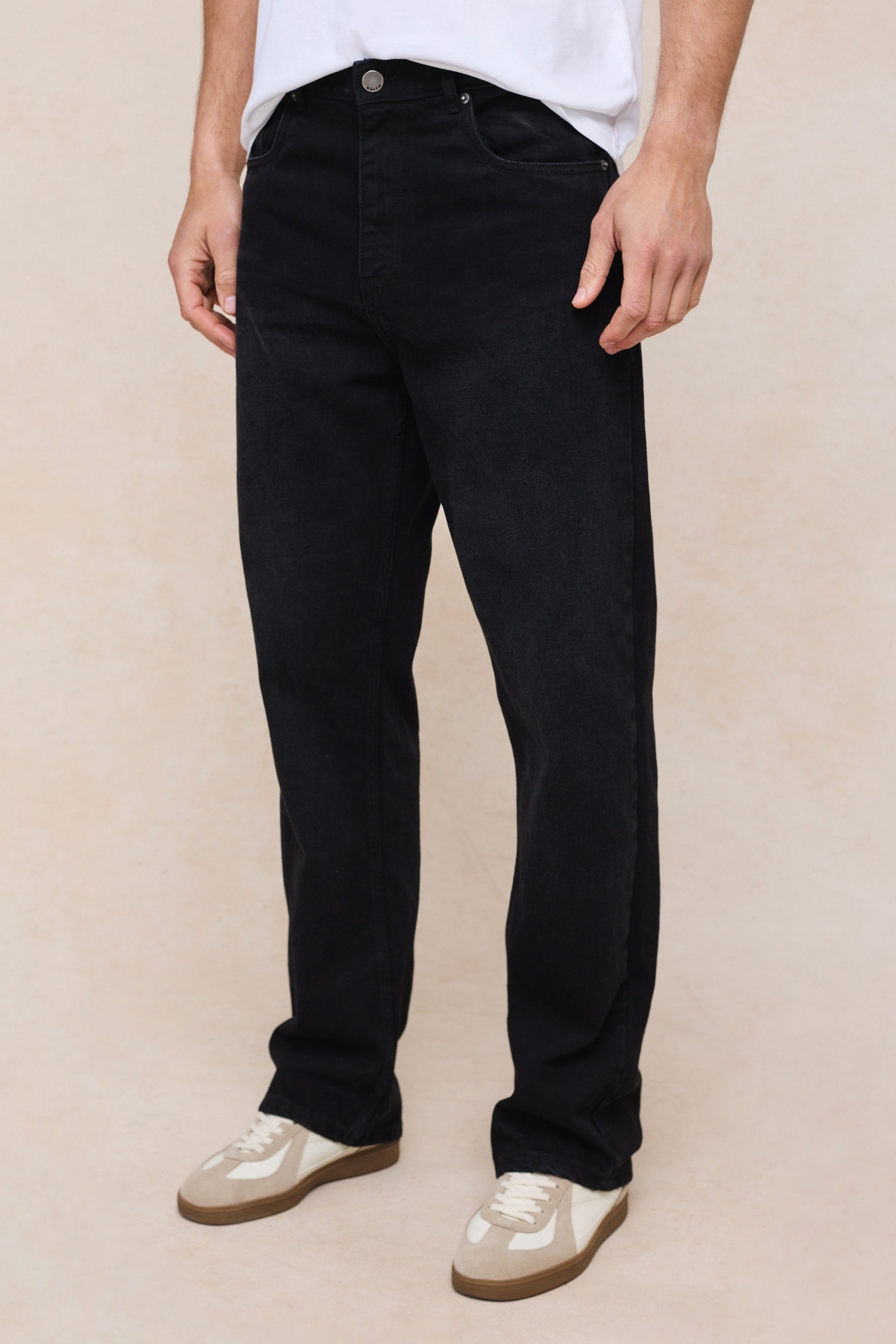 Mason Relaxed Fit Jeans - Black Wash