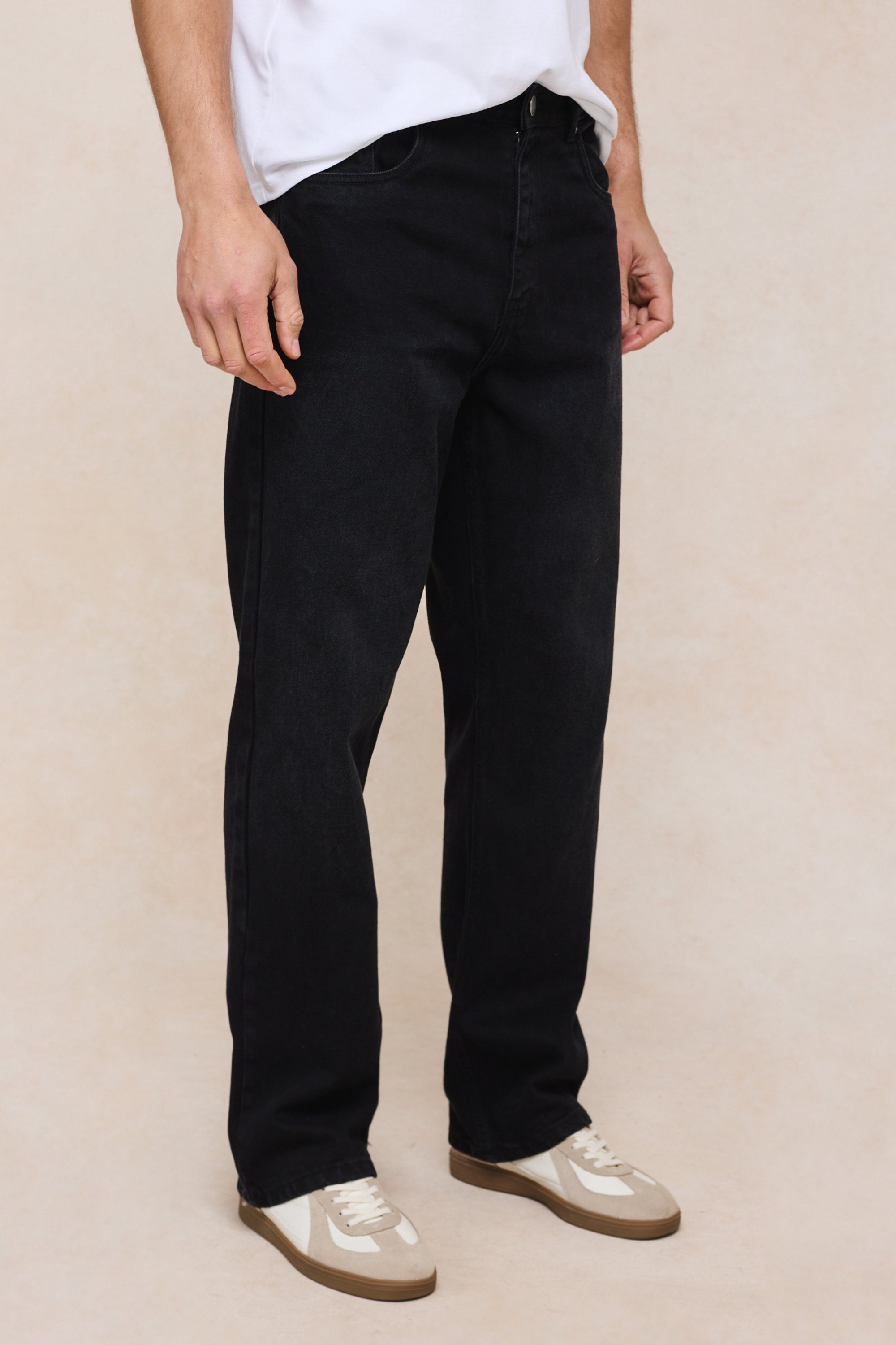 Mason Relaxed Fit Jeans - Black Wash