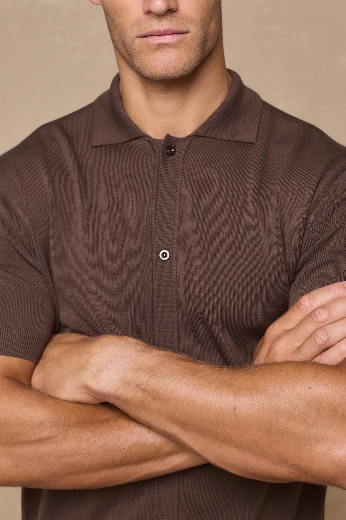 Pedro gebreide blouse met korte mouwen en knoopsluiting - Bruin