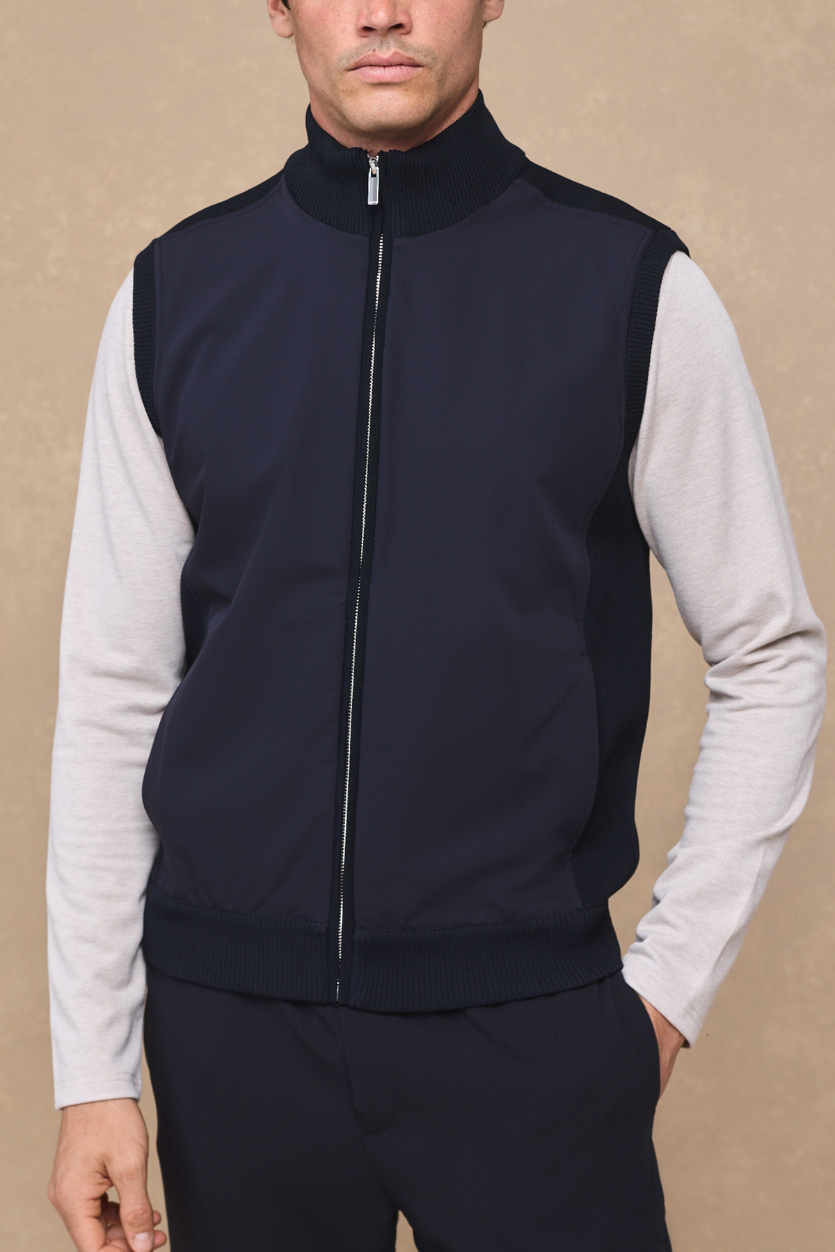 Davi Hybrid gebreid vest - Middernachtblauw