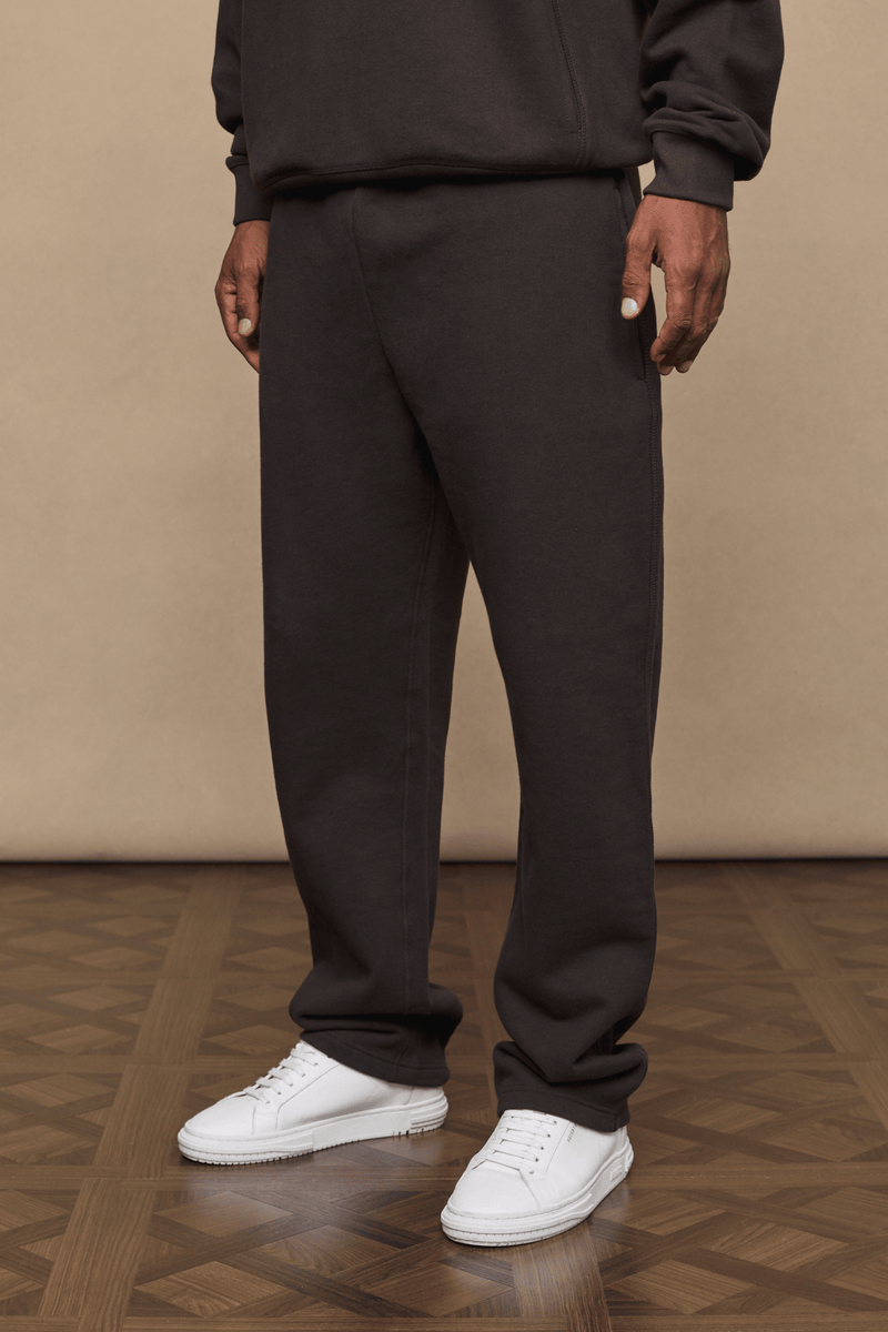 Axel Straight Leg Jogger - Dark Brown