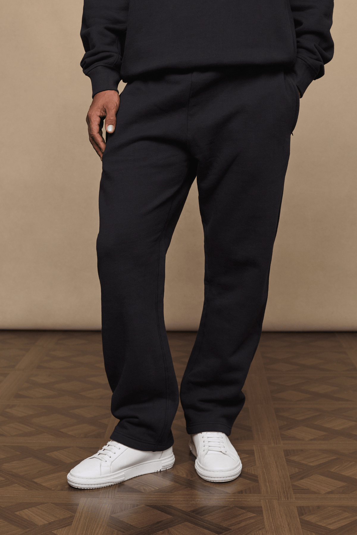 Men’s heavyweight cotton blend joggers in black with straight leg fit by Raith